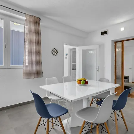 Apartment Ivona - Exklusiv Makarska
