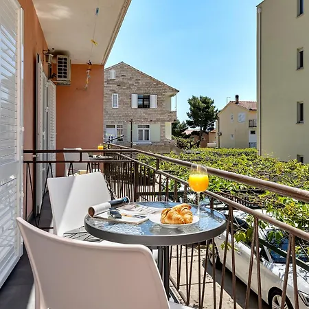 Ivona - Exklusiv Apartman